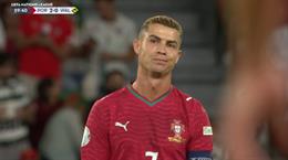 Cristiano Ronaldo thất vọng khi bàn thắng bị từ chối