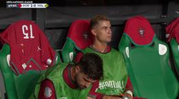 Chị gái Ronaldo phản ứng dữ dội về cách CR7 bị đối xử
