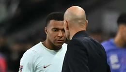 Mbappe không hài lòng với HLV Zidane về vị trí thi đấu