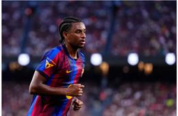 MU chiêu mộ hậu vệ của Barca vào tháng 1