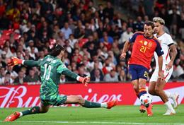 Vì sao James Trafford bắt chính trước TBN thay vì Jordan Pickford?