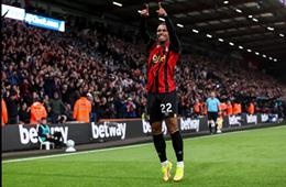 Arsenal và Tottenham chưa bỏ cuộc vụ Junior Kroupi