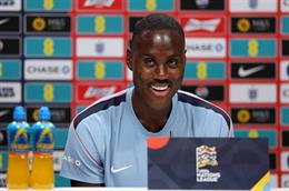 Chalobah vẫn liên lạc với huyền thoại Chelsea sau khi sang Como