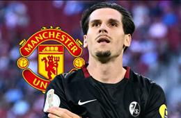 Tiền đạo của Freiburg bật đèn xanh cho MU