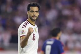 HLV ĐT Tây Ban Nha hết lời khen ngợi Mikel Merino