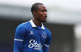 Sao trẻ Everton bị phạt vì vi phạm quy định cá cược của FA