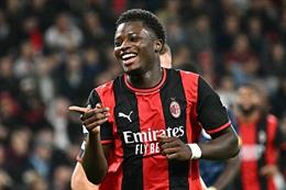 Sao trẻ AC Milan lập kỷ lục sau cú hat-trick vào lưới Salzburg