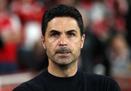 Mikel Arteta bảo vệ Arsenal sau thông báo cắt giảm nhân sự