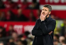 Michael Carrick trước lưỡi hái tử thần: Man Utd sẽ lại chọn cách giải quyết cũ?