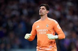 Real Madrid mất thủ môn Courtois ở El Clasico