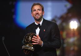 Harry Kane tri ân Bayern sau danh hiệu Quả bóng Vàng 2026