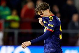 Arsenal kháng cáo thẻ đỏ của Max Dowman trước trận gặp Liverpool
